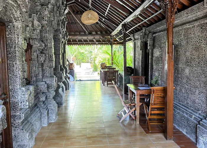 Lotus Bed & Breakfast 3*