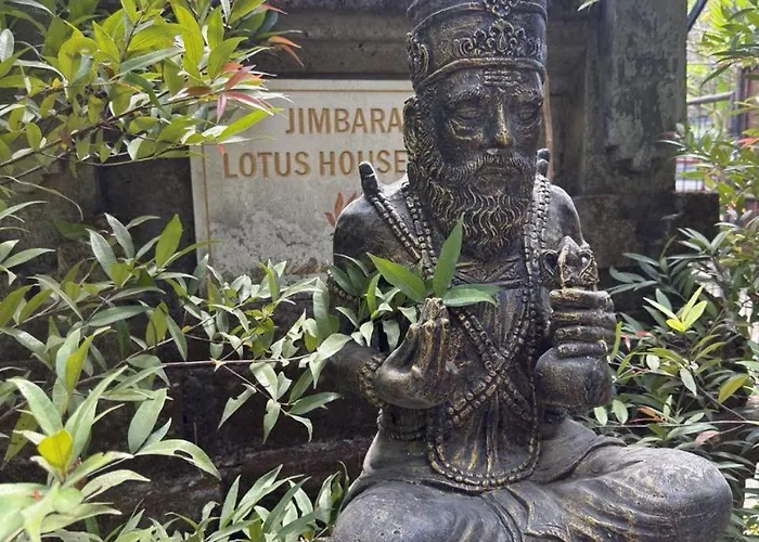 Lotus Bed & Breakfast 3*
