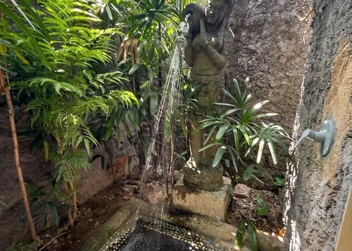 Bed & Breakfast Lotus 3*